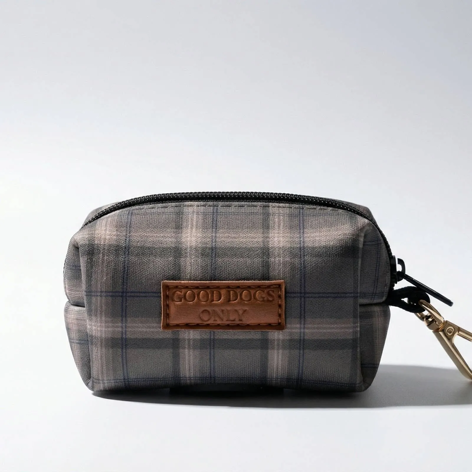 Plaid waste bag holder in Chestnut