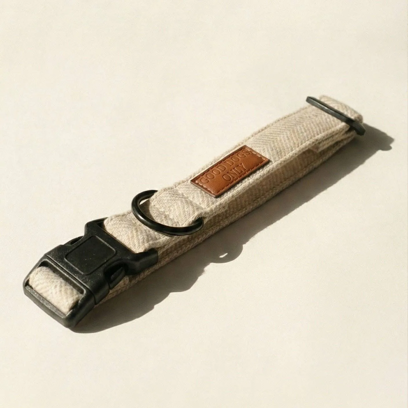 Tweed dog collar